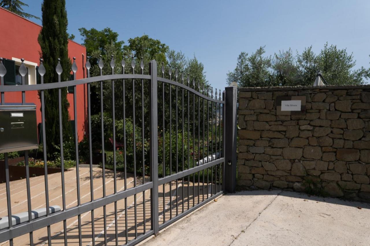 Villa Silvana - Apt Giulia & Michela With Terrace & Parking Perugia Exterior photo